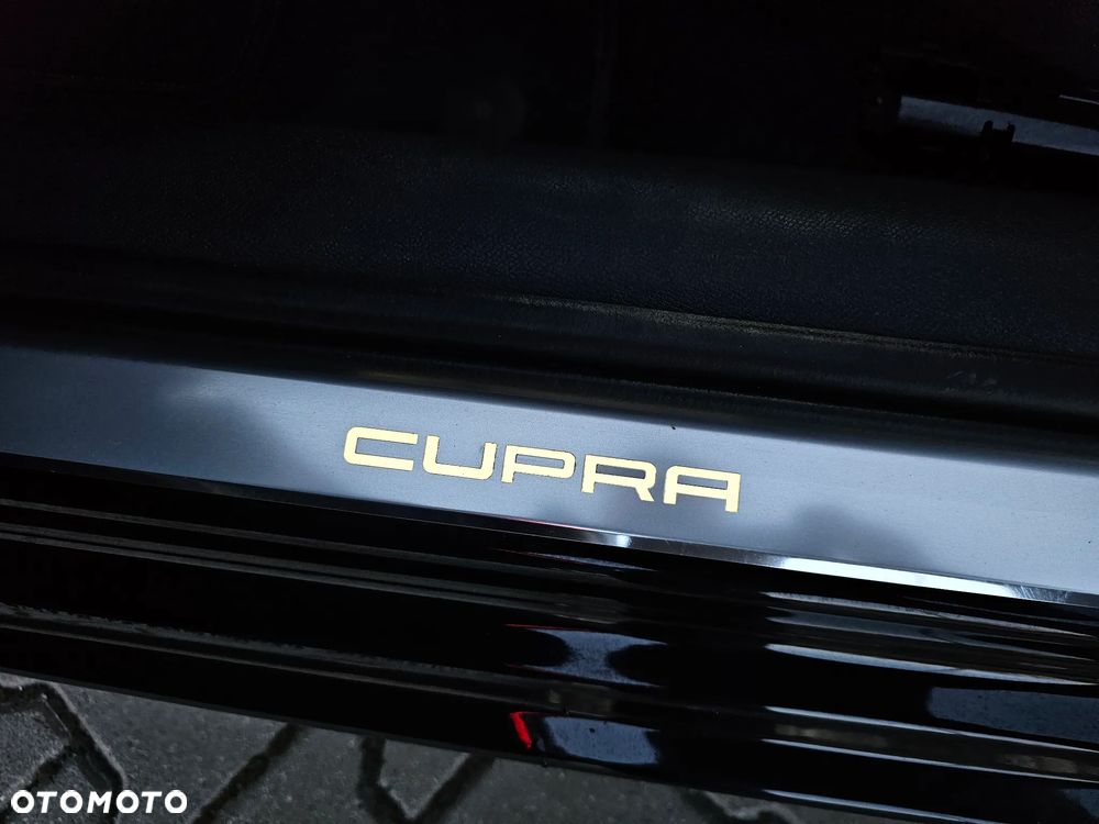Cupra Leon Sportstourer 2.0 TSI 4Drive DSG VZ CUP - 23