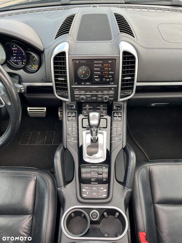 Porsche Cayenne Tiptronic S - 24