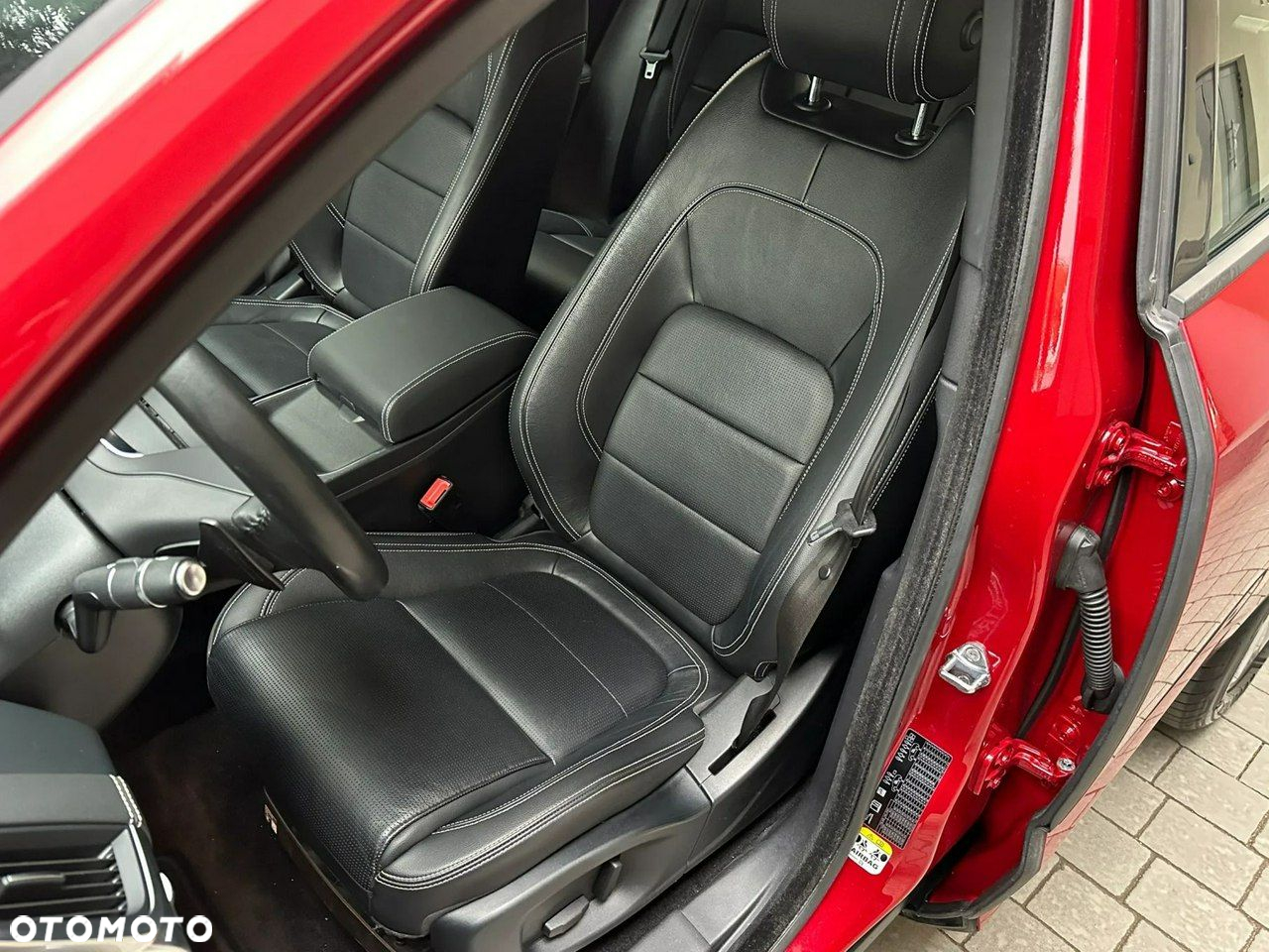 Jaguar E-Pace - 10