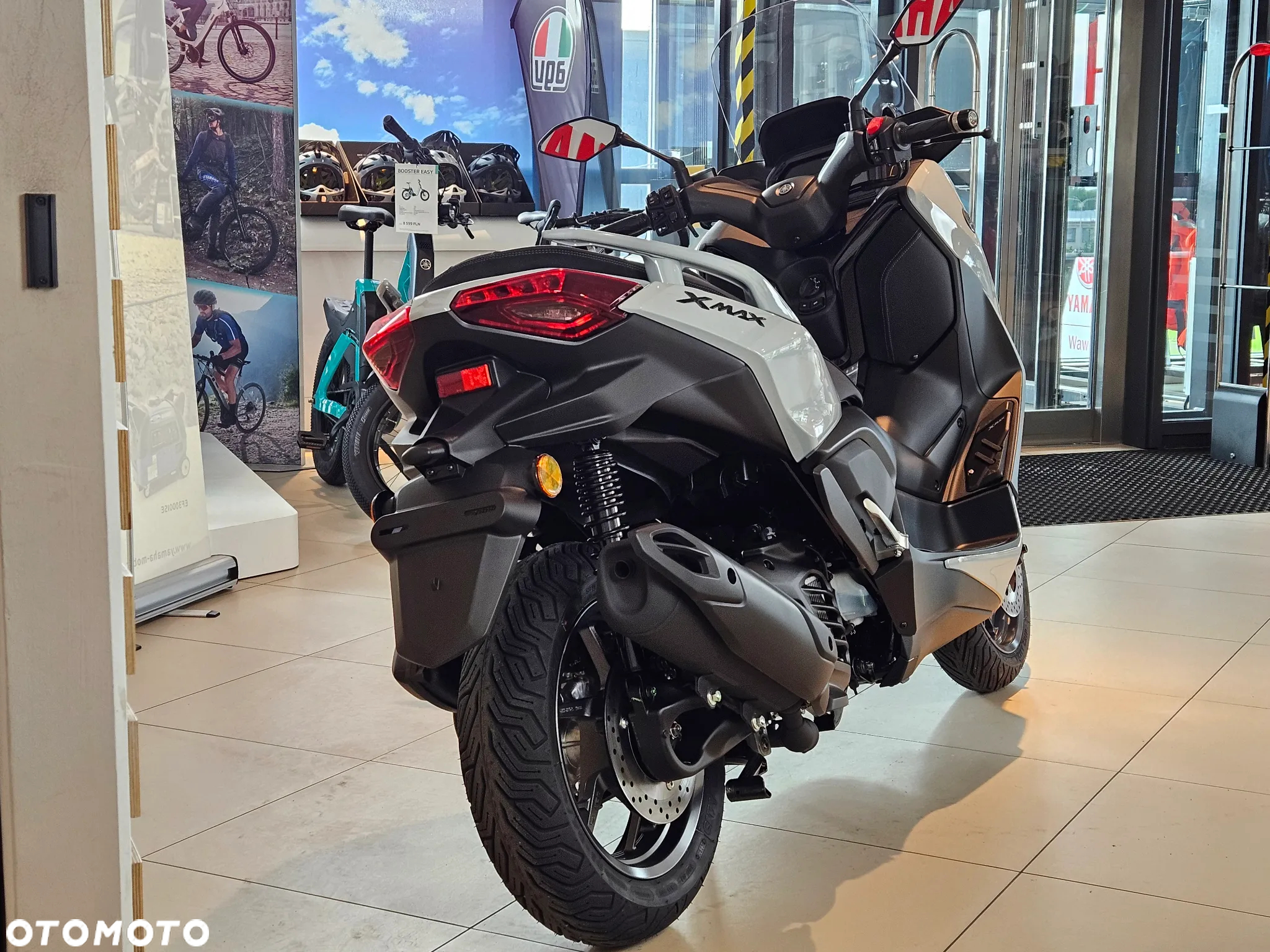 Yamaha X-max - 15