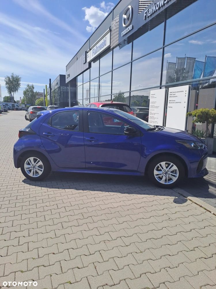 Mazda 2 Hybrid - 6