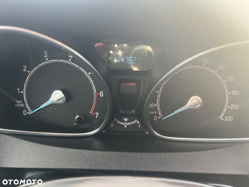 Ford B-MAX - 14
