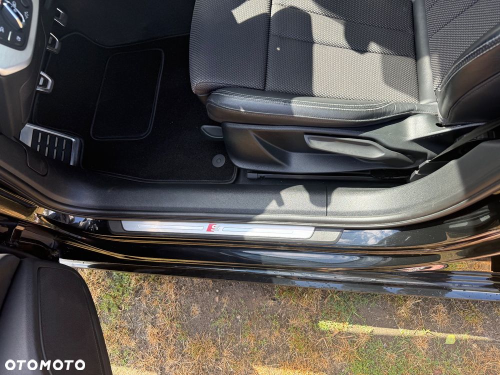 Audi A4 Limousine 2.0 TFSI ultra - 11