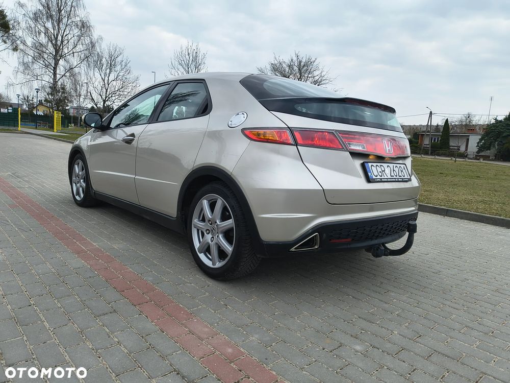 Honda Civic 1.8 Sport - 19