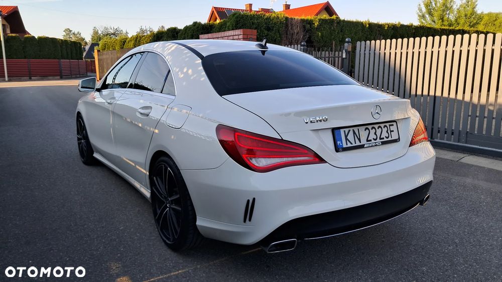 Mercedes-Benz CLA - 4