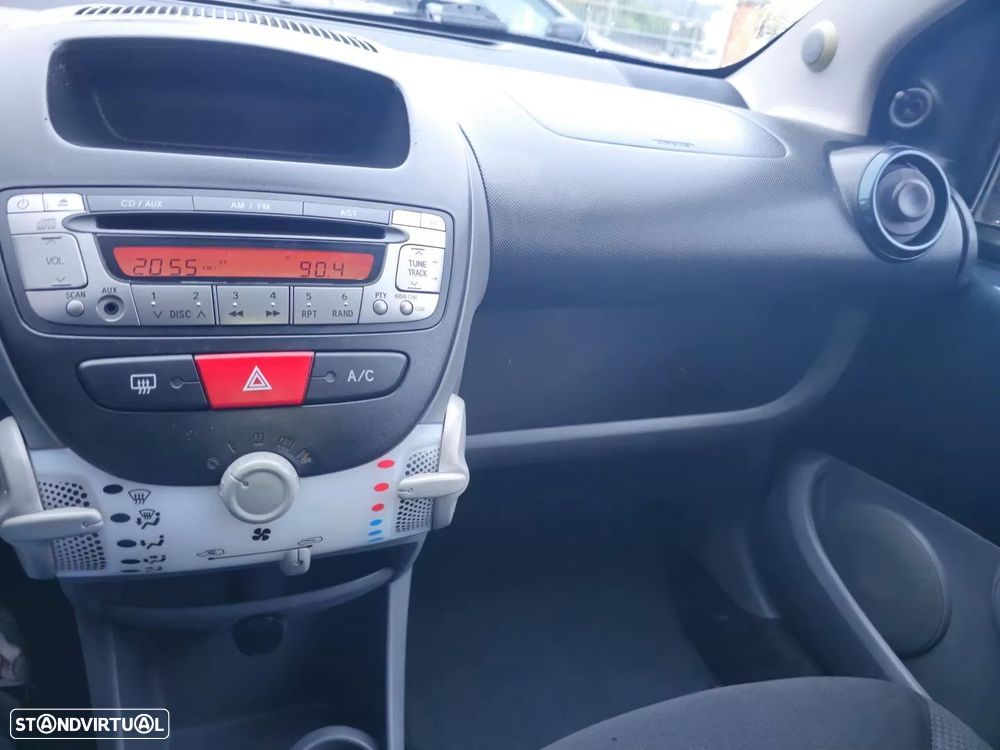 Toyota Aygo 1.0 Style Pack - 9