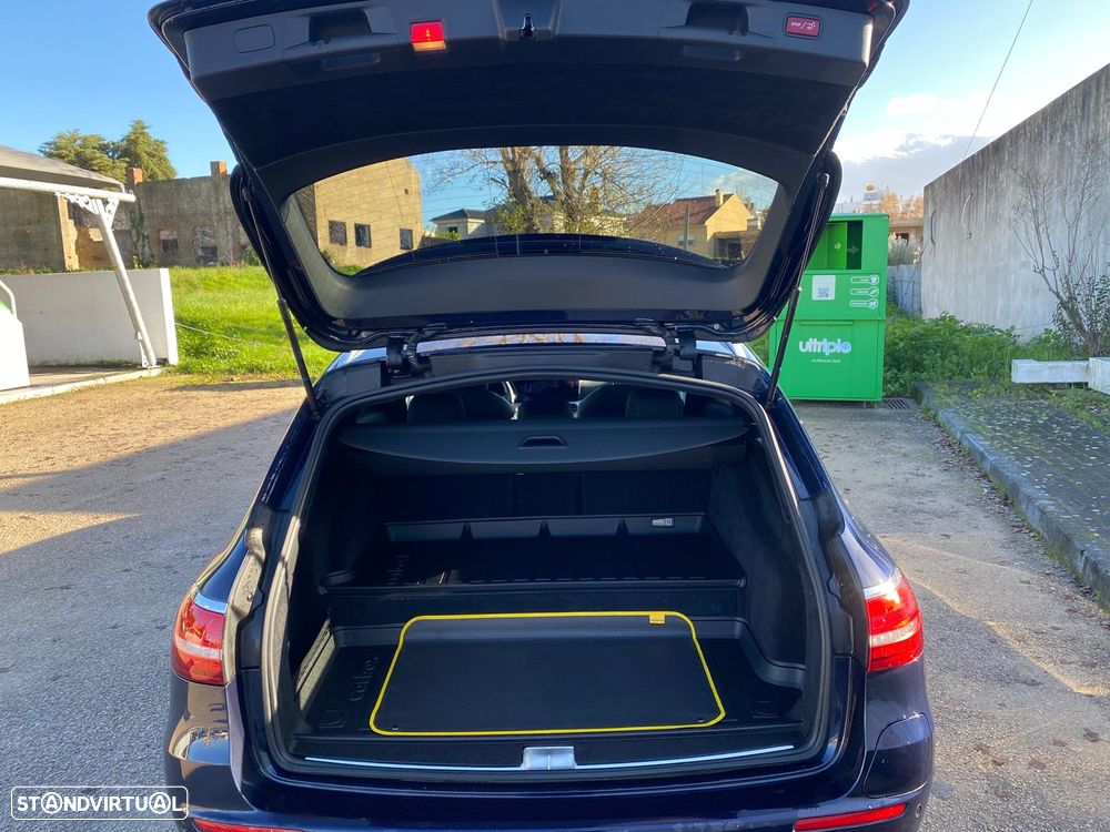 Mercedes-Benz E 300 de 9G-TRONIC AMG Line - 7