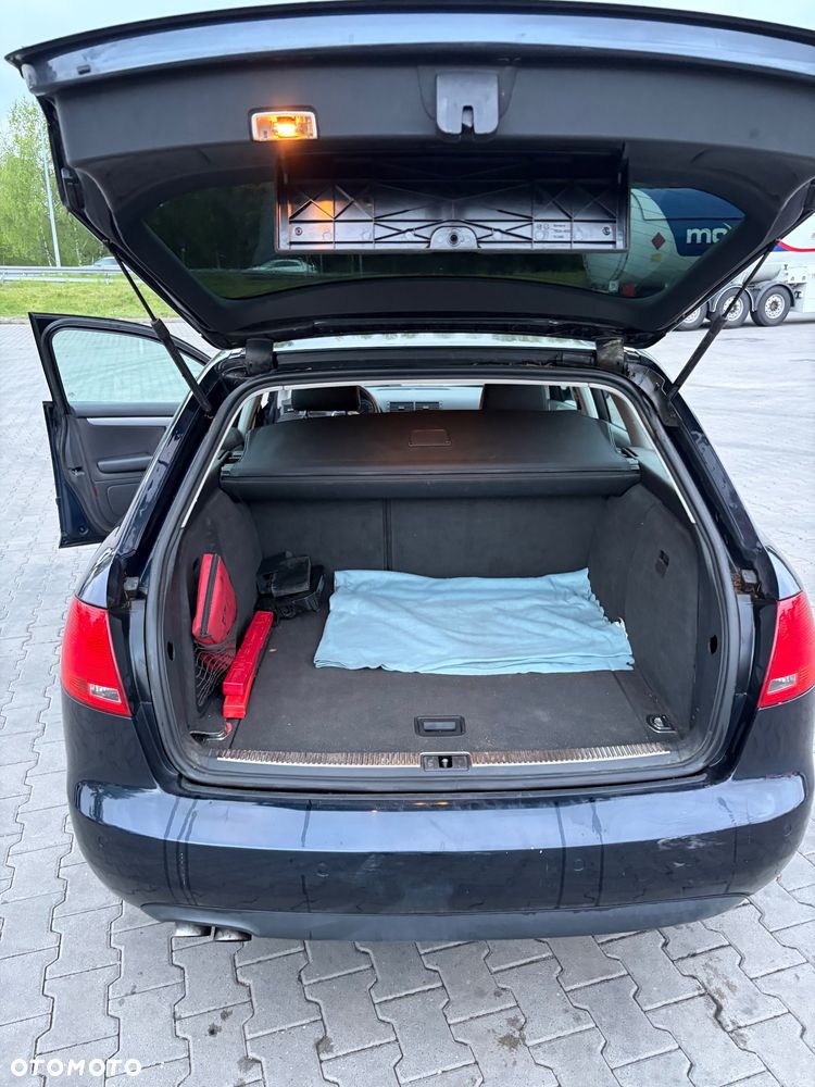 Audi A4 Avant - 13