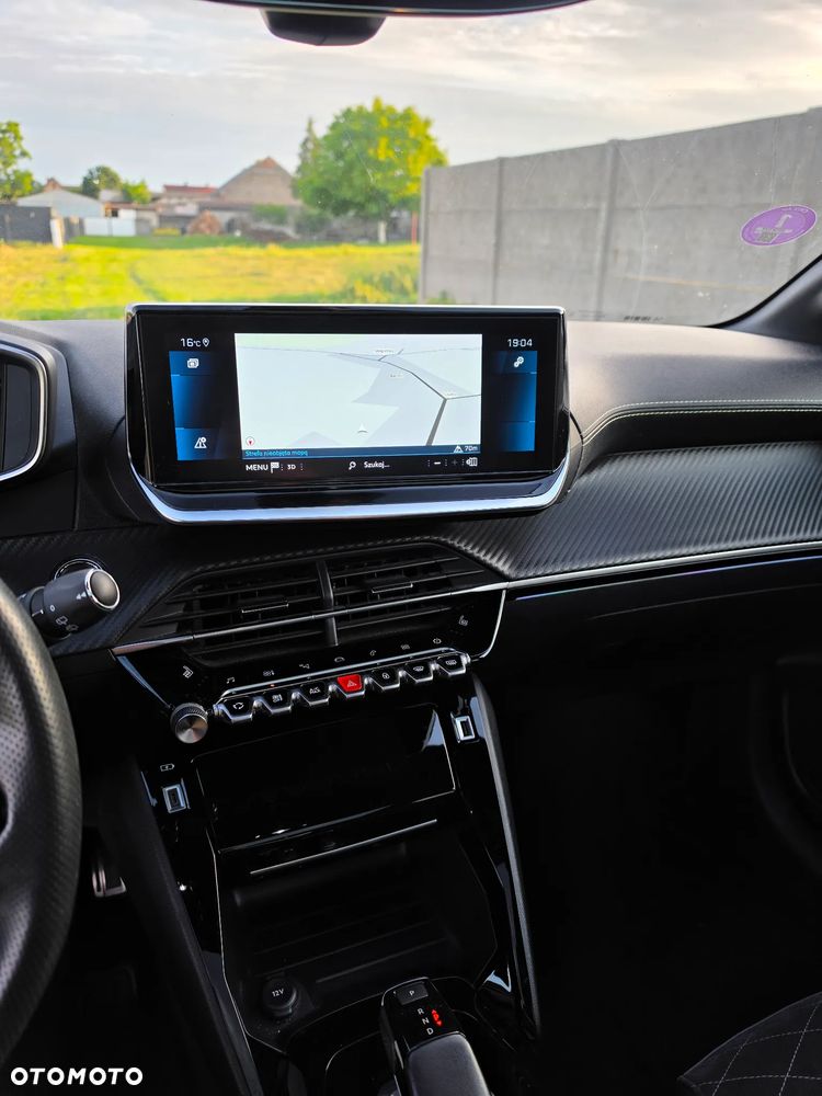 Peugeot 208 PureTech 130 EAT8 GT - 7