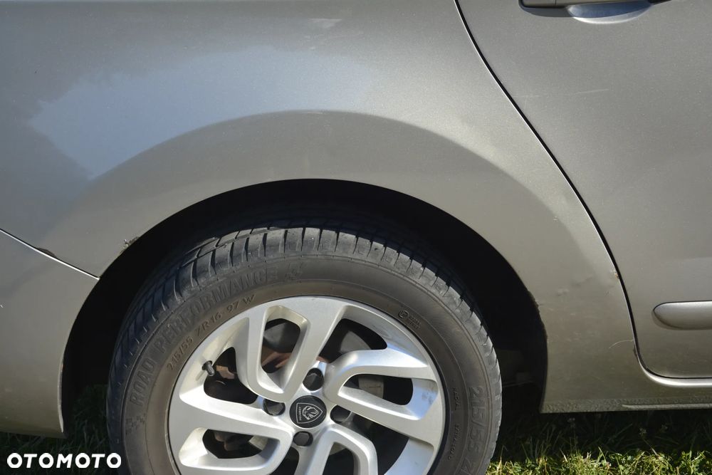 Peugeot 5008 1.6 HDi Active 7os - 5