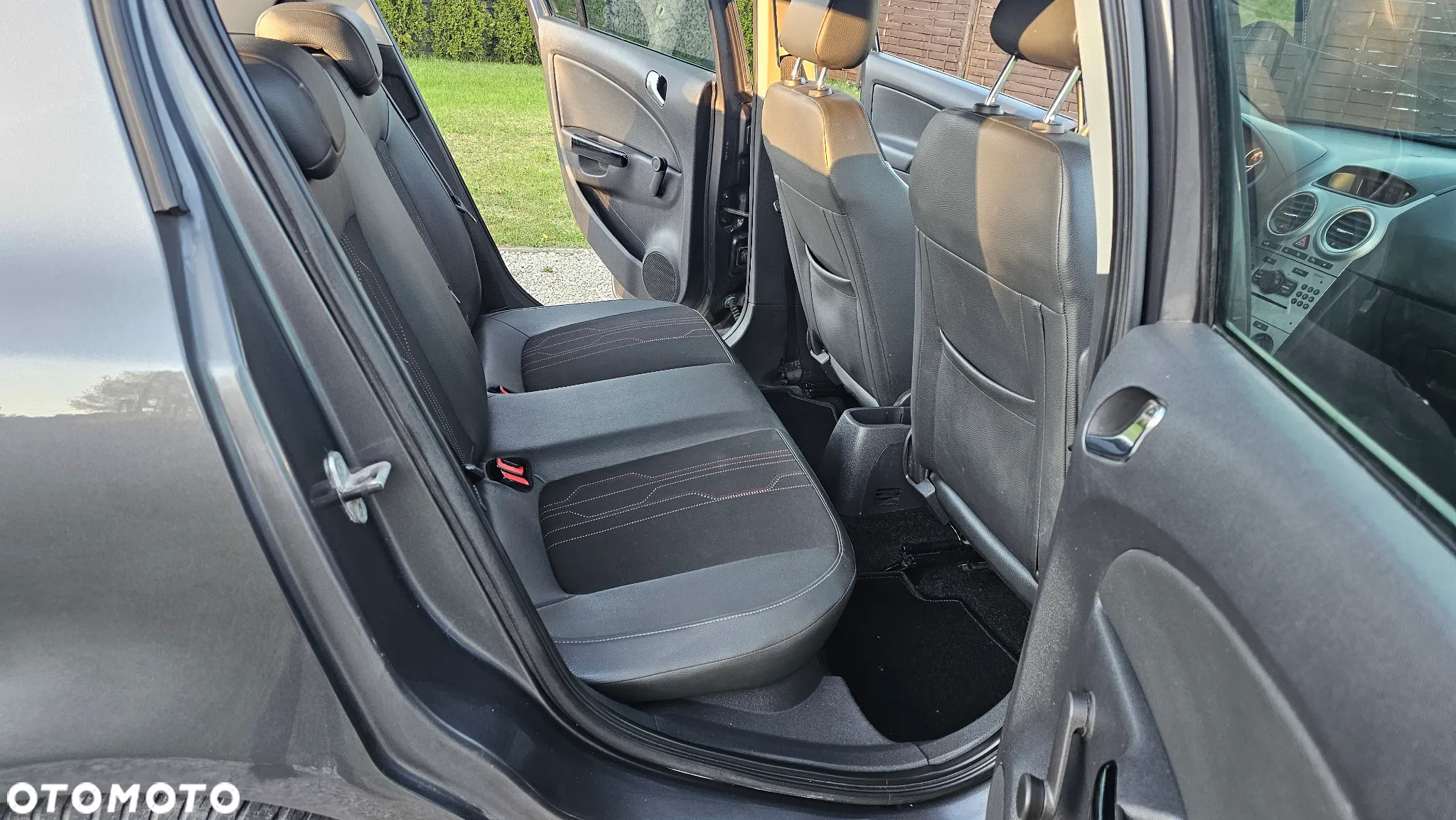 Opel Corsa 1.2 16V EcoFLEX 150 Jahre - 10