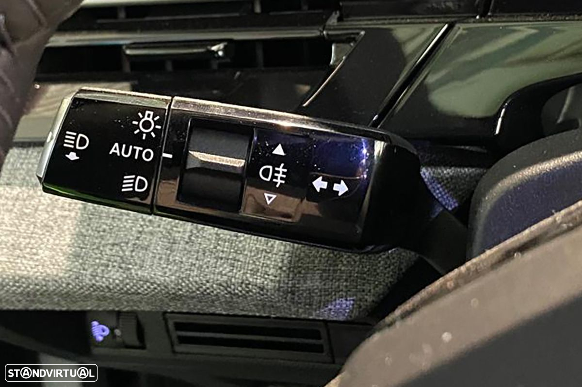 Peugeot 3008 1.2 Hybrid Allure e-DCS6 - 10