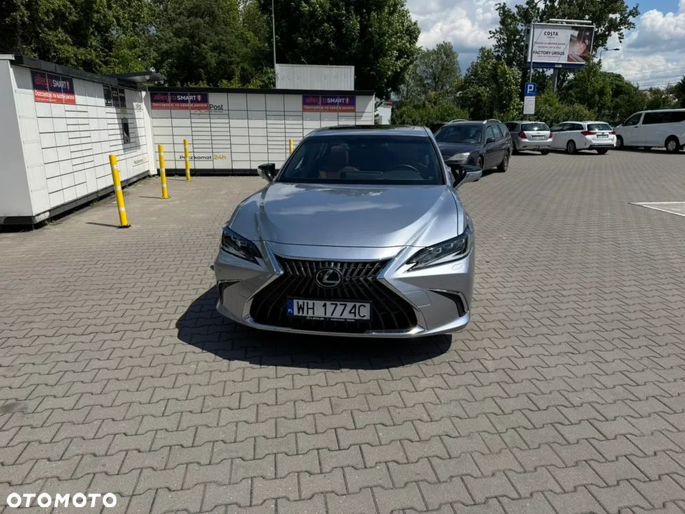 Lexus ES 300h Prestige - 7