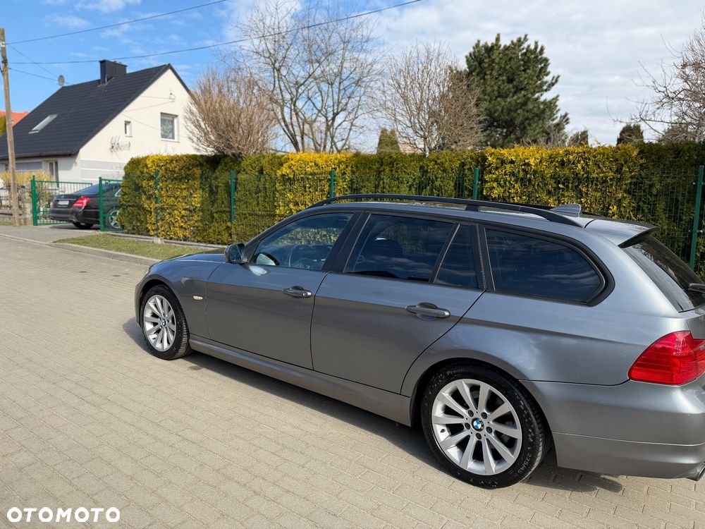 BMW Seria 3 320d - 15