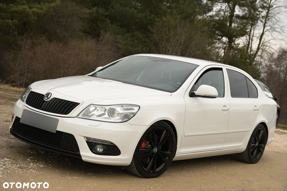 Skoda Octavia 2.0 TDI CR DPF RS - 10