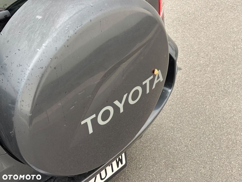 Toyota RAV4 2.2 D-4D 4x4 - 13