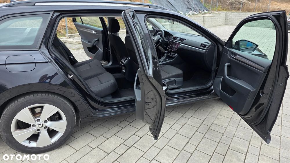 Skoda Superb 1.6 TDI GreenLine - 24