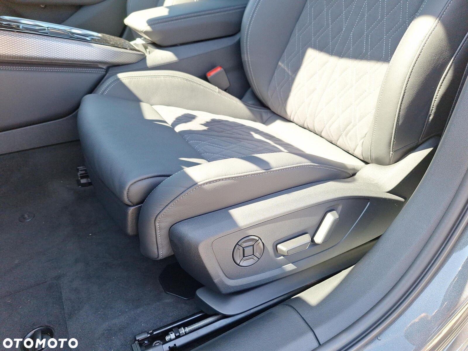 Audi A6 - 24