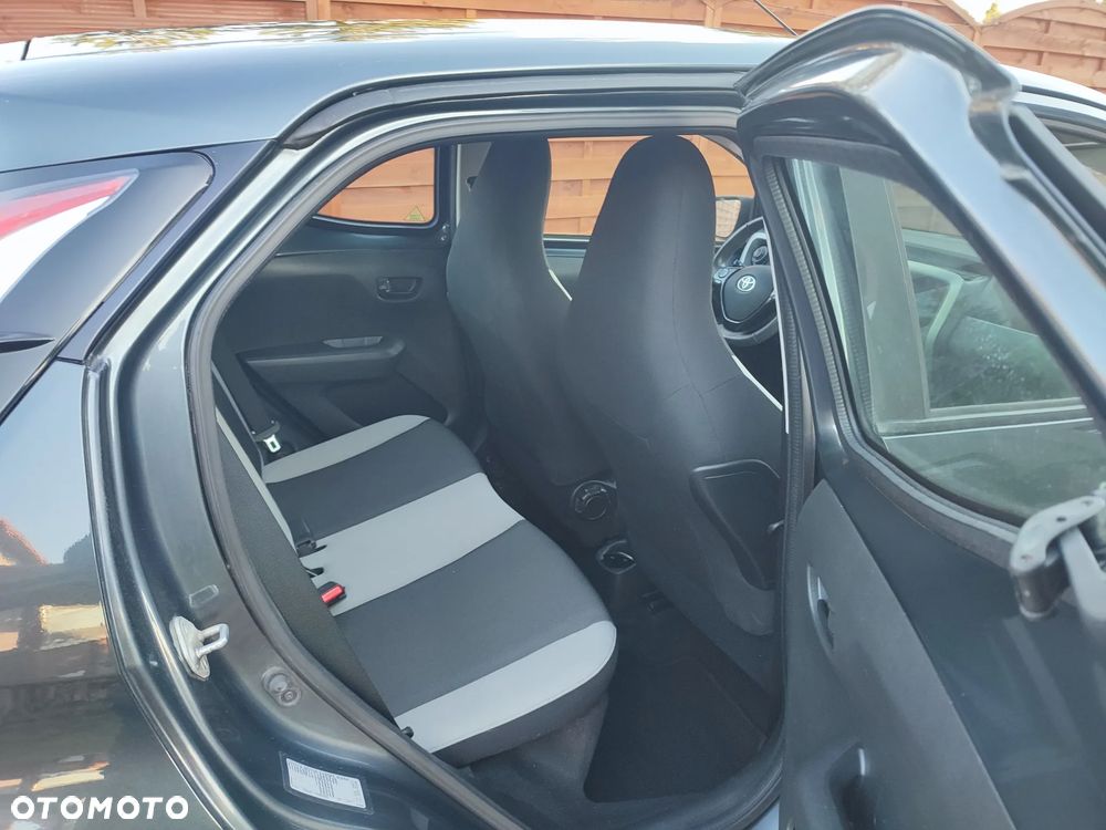 Toyota Aygo 1.0 VVT-i Sprint EU6 - 15