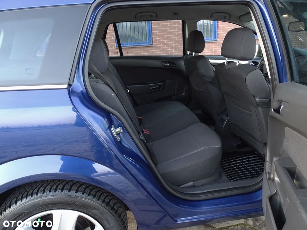 Opel Astra 1.7 CDTI Cosmo - 19