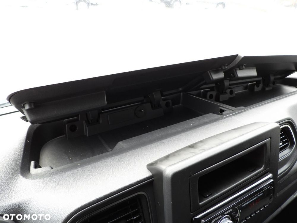 Renault MASTER PLANDEKA WINDA 10 PALET WEBASTO TEMPOMAT LEDY PNEUMATYKA KLIMATYZACJA  165KM - 36