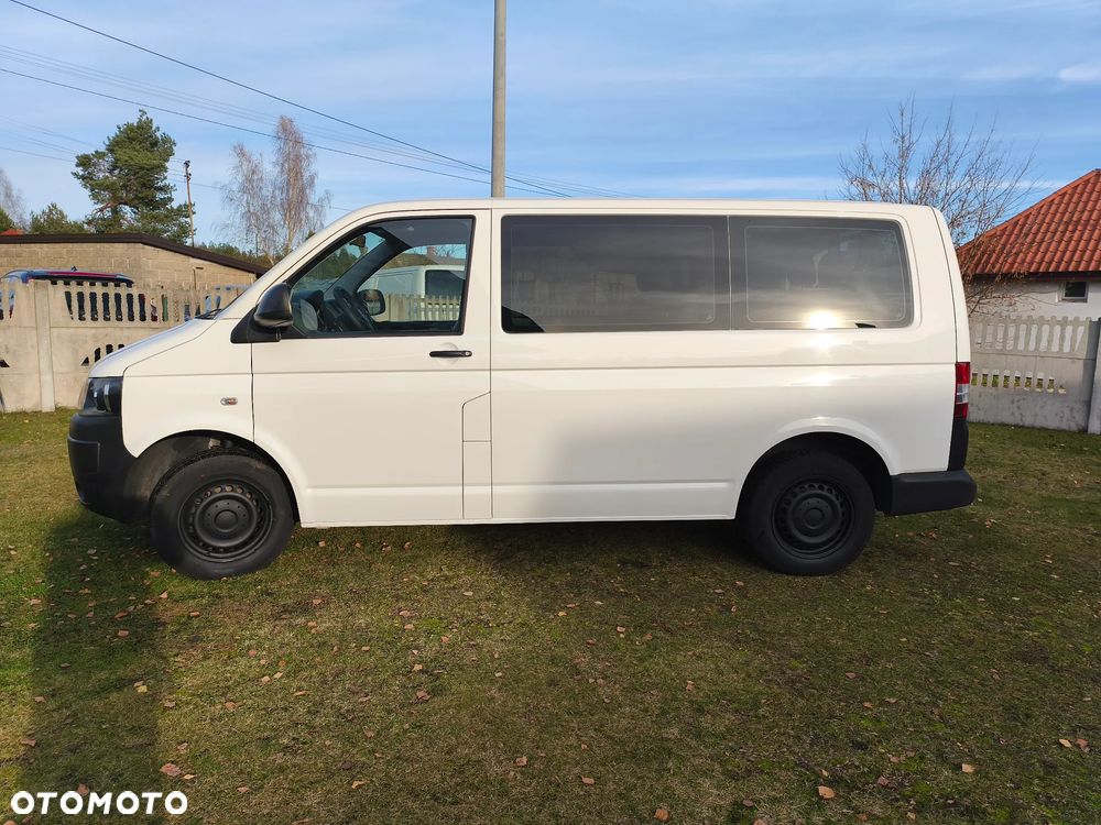 Volkswagen Transporter - 4