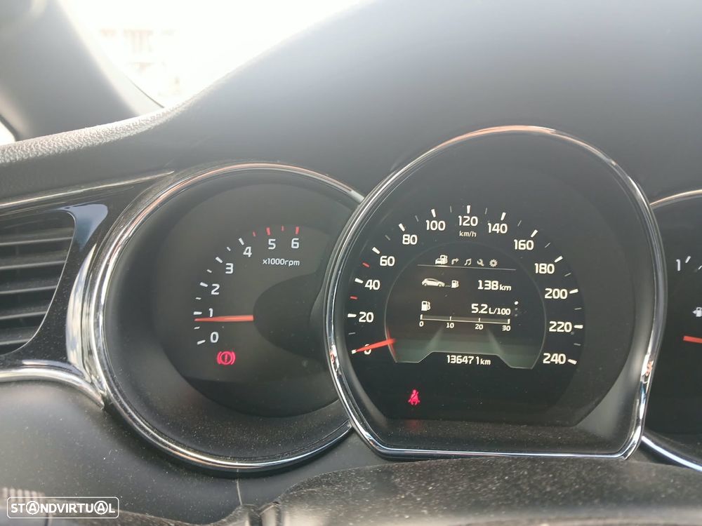 Kia Ceed 1.6 CRDi Nav Line - 11