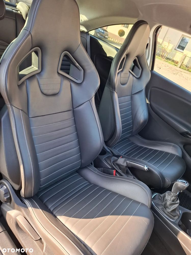 Opel Corsa - 8