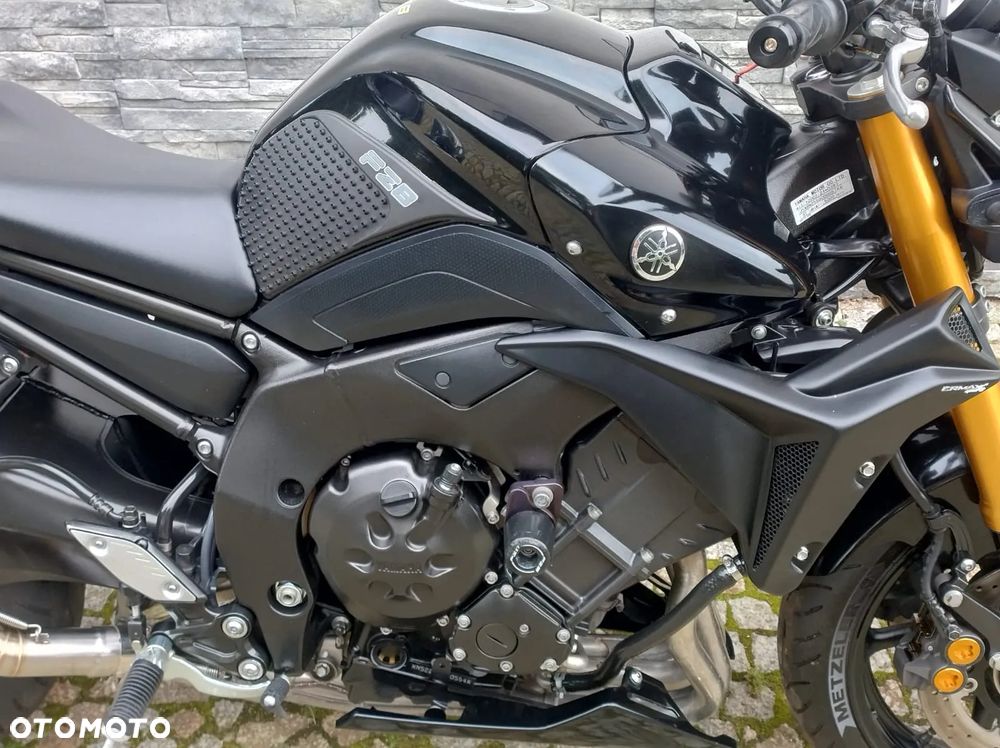 Yamaha FZ8 - 10