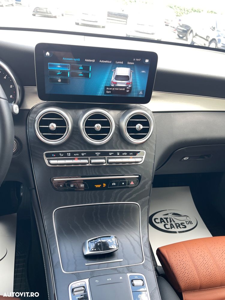 Mercedes-Benz GLC 300 d 4MATIC 9G-TRONIC - 34