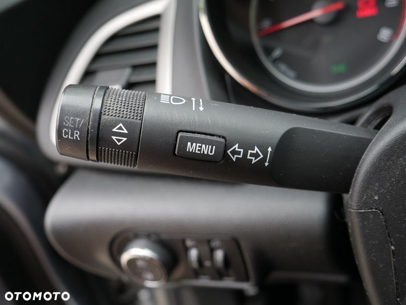 Opel Astra 1.4 Turbo Design Edition - 23