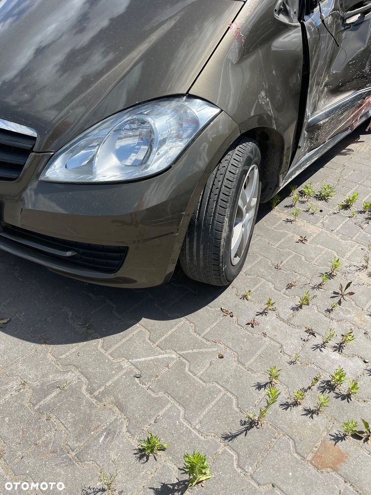 MERCEDES W169 490 MASKA ZDERZAK BŁOTNIK DRZWI - 2