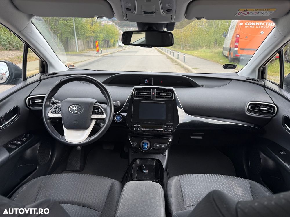 Toyota Prius 1.8 HSD Exclusive Plus - 20