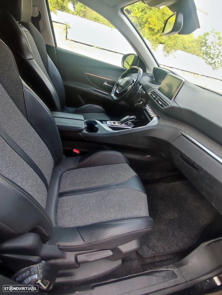 Peugeot 5008 1.5 BlueHDi Allure Pack EAT8 - 10