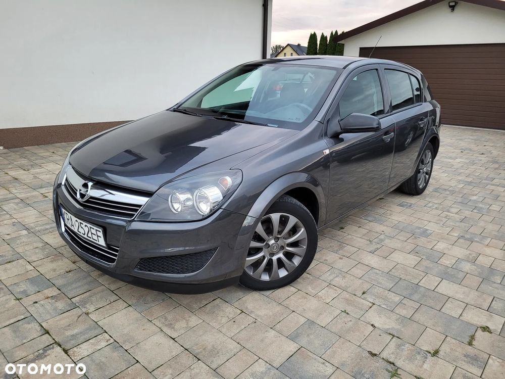 Opel Astra - 2
