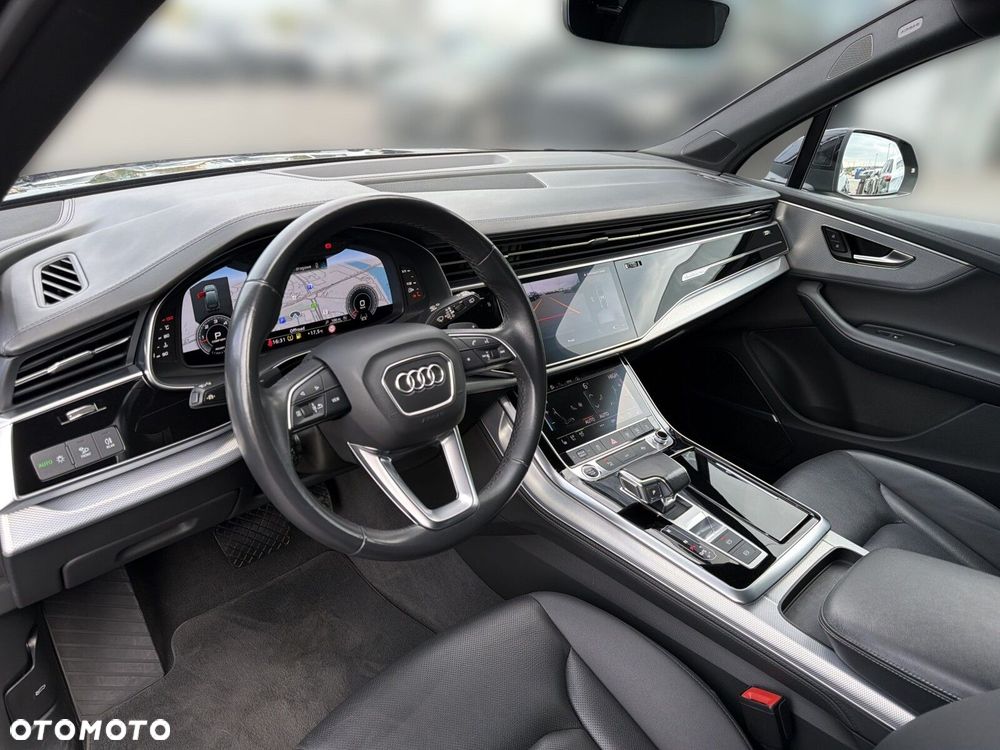 Audi Q7 - 11