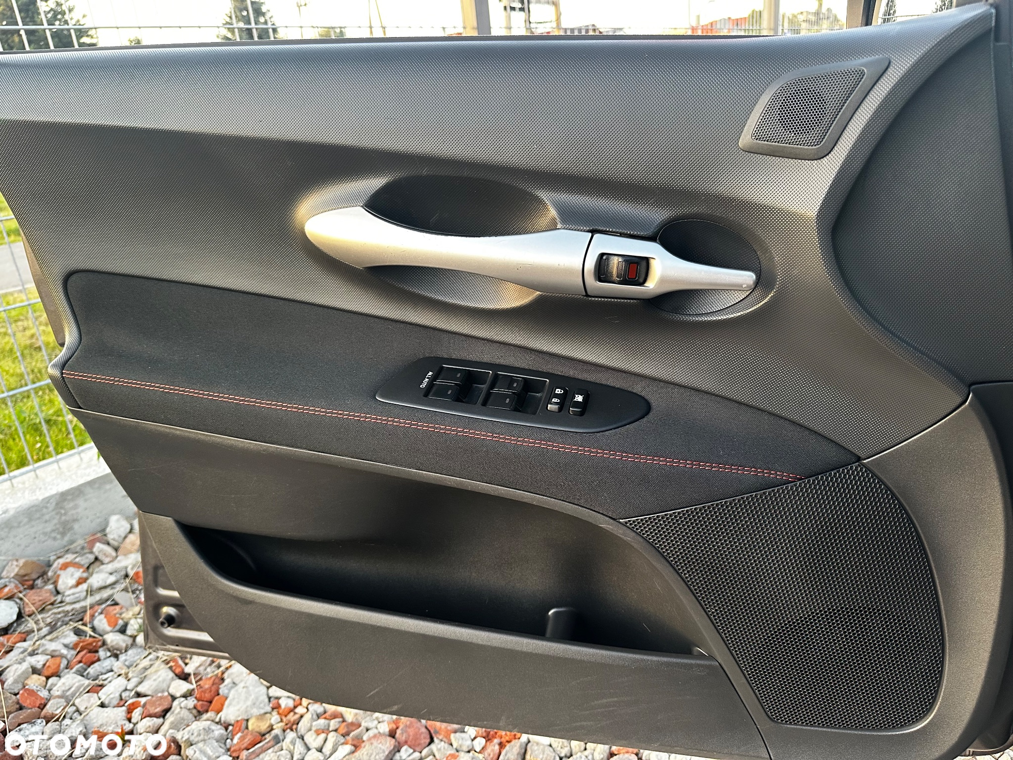 Toyota Auris 1.6 Active - 24