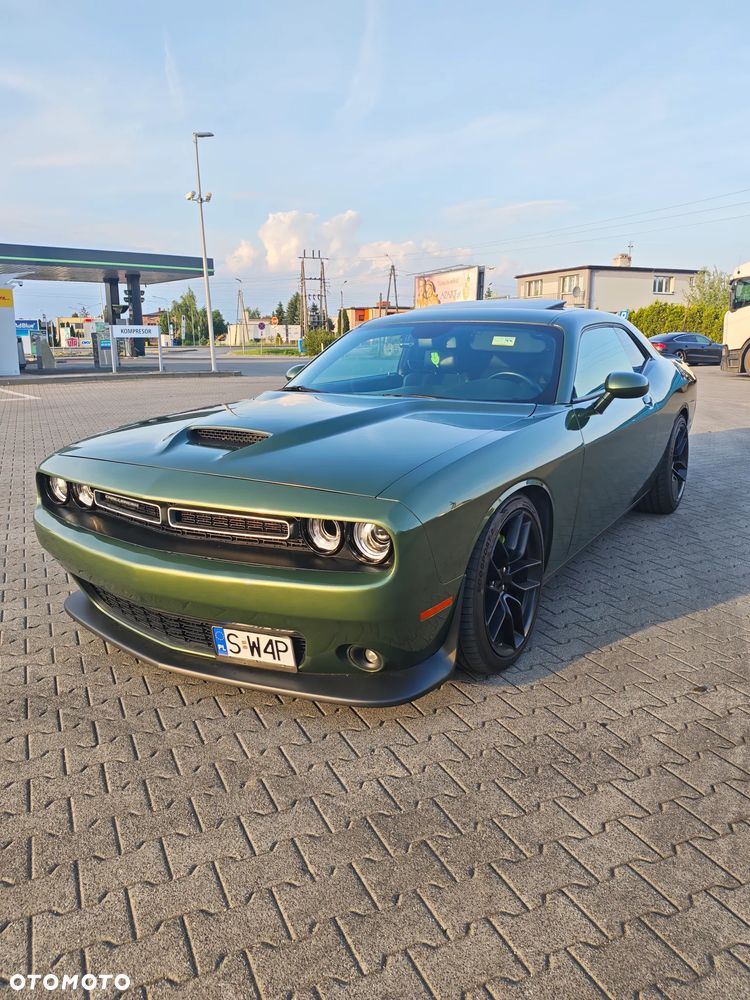 Dodge Challenger 5.7 R/T - 4