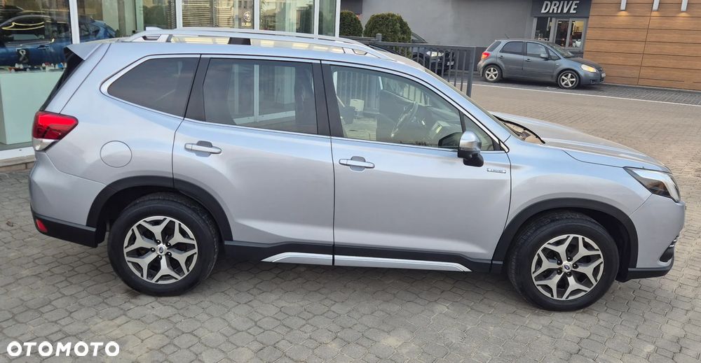 Subaru Forester 2.0i-L Exclusive Navi (EyeSight) Lineartronic - 13