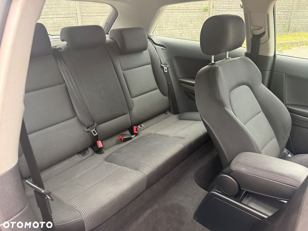 Audi A3 3-drzwiowe 1.6 Ambition - 11