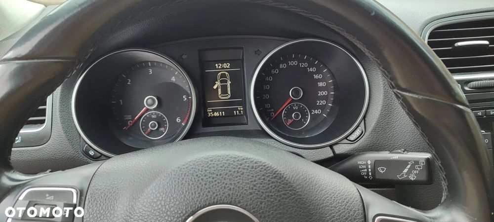 Volkswagen Golf 1.6 TDI DPF BlueMotion - 12