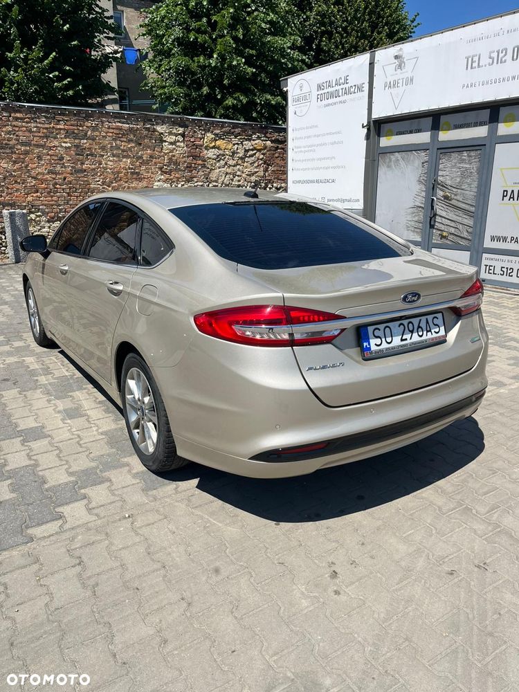 Ford Fusion - 5