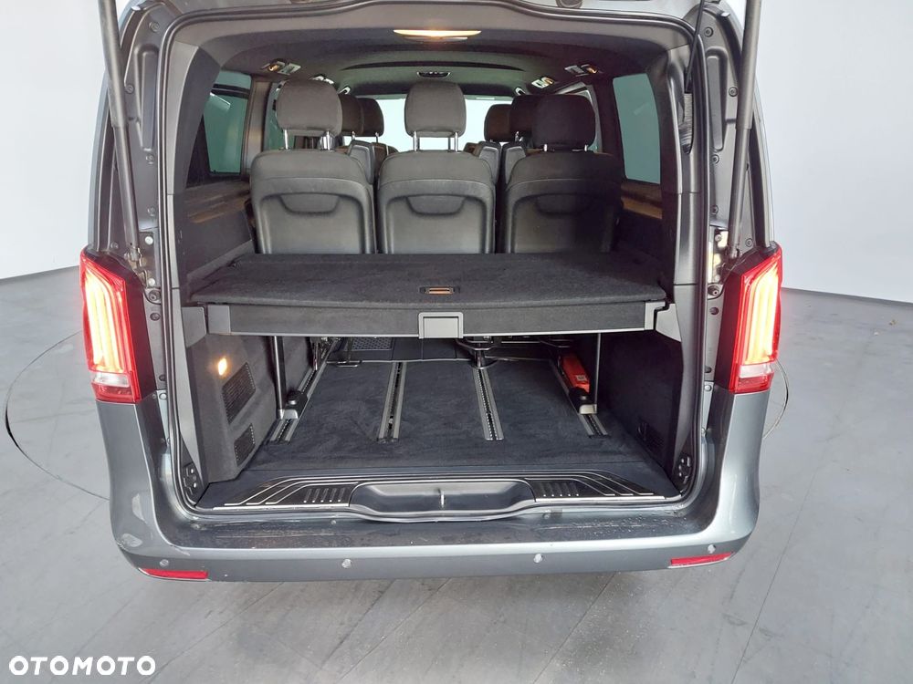 Mercedes-Benz Klasa V 300 d 9G-Tronic - 12