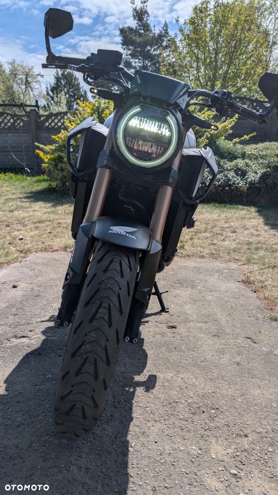 Honda CB - 8