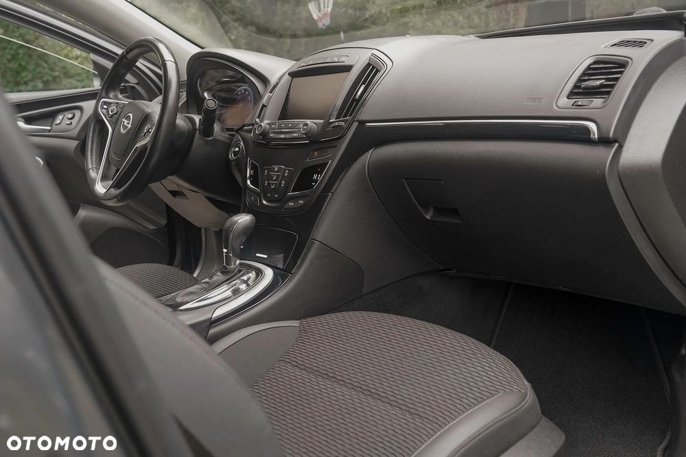 Opel Insignia 2.0 T 4x4 Exclusive S&S - 10