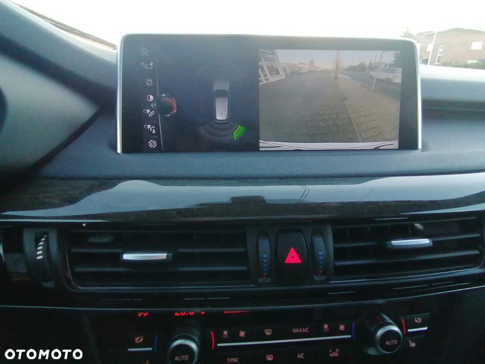 BMW X5 xDrive35i - 39