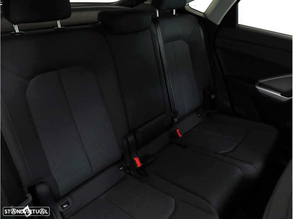 Audi Q3 Sportback 45 TFSIe S line S tronic - 16