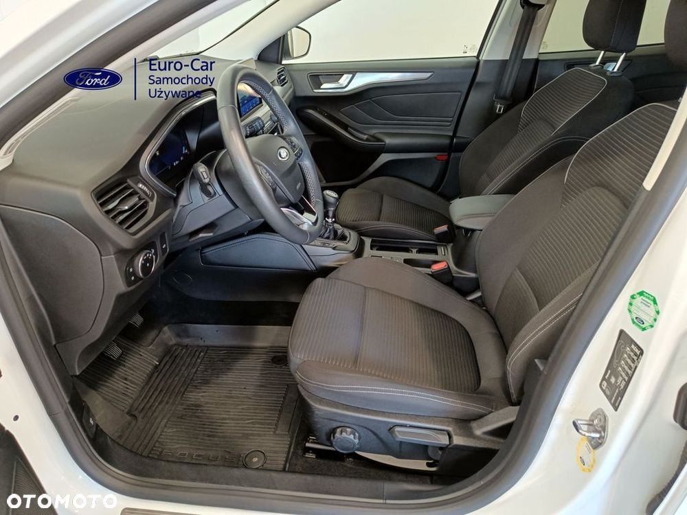 Ford Focus - 10