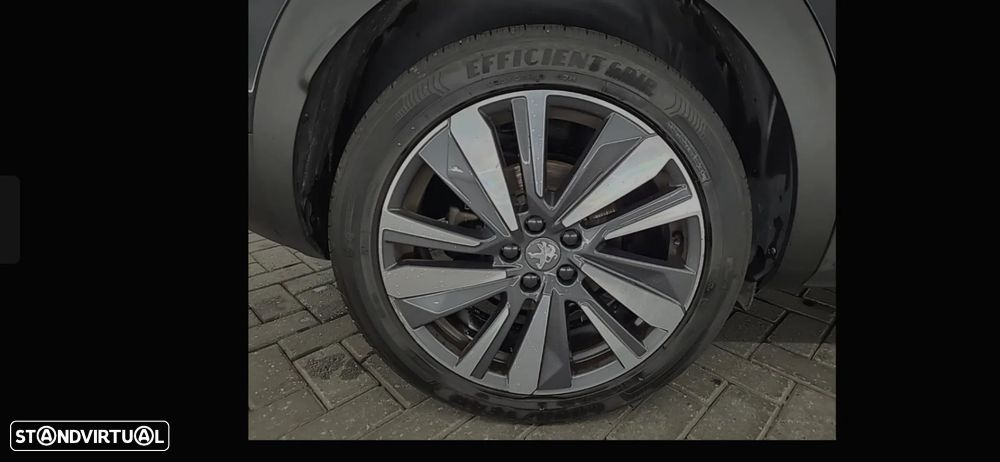 Peugeot 3008 PureTech 130 Stop & Start GPF Allure - 4