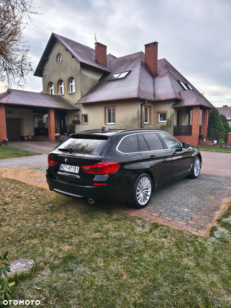 BMW Seria 5 520d xDrive - 4